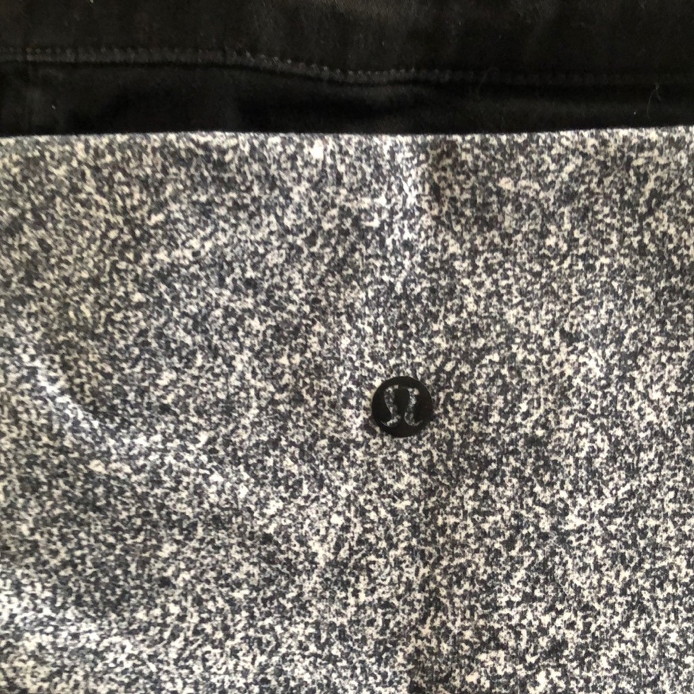 2 skirts $15